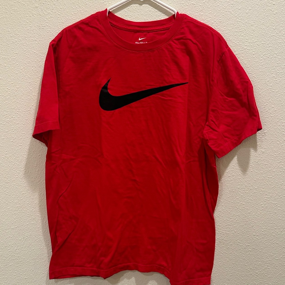 Vintage Regular Fit Nike Tee - Size:  XL